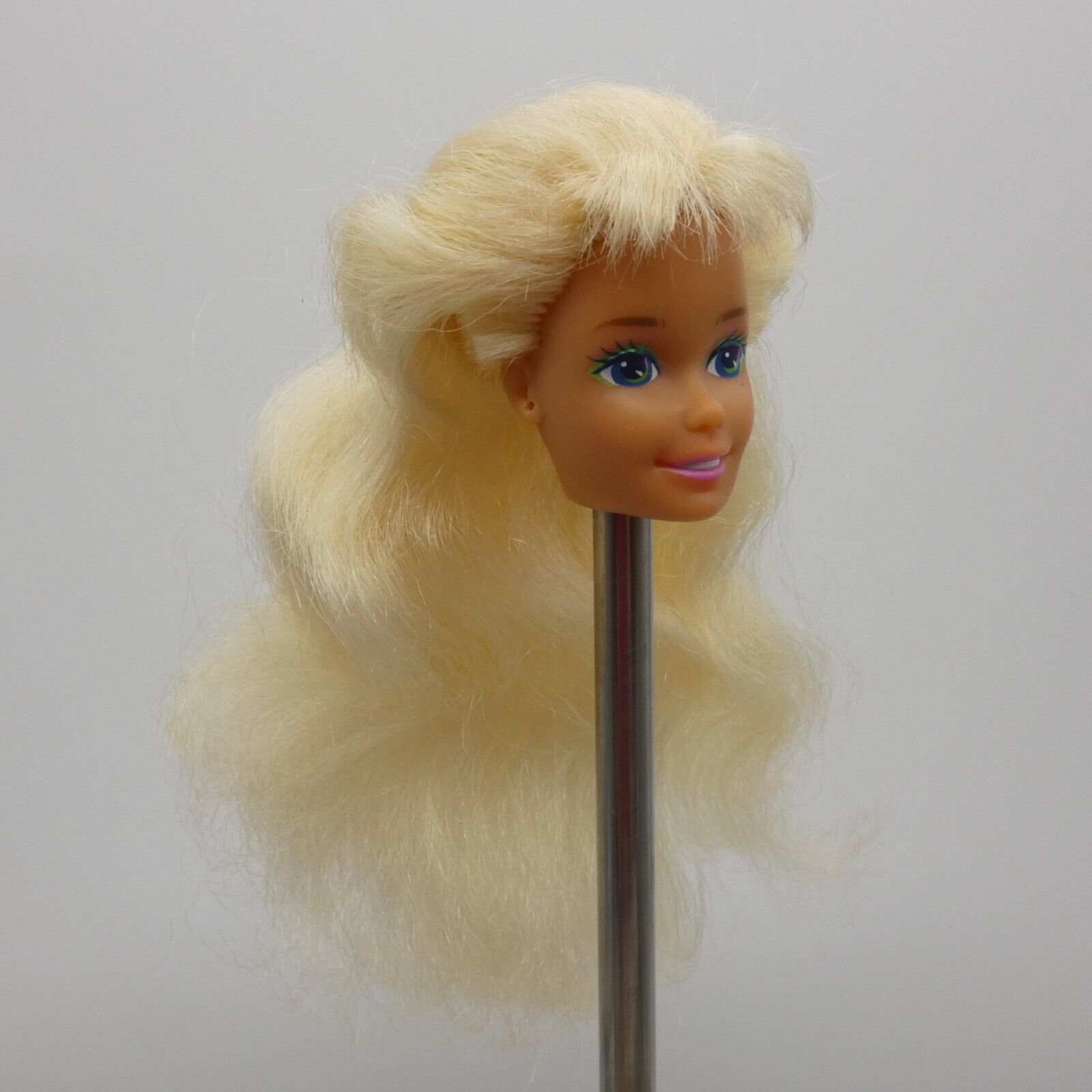 Barbie And The Beat Doll Head SuperStar Face Blonde Hair 1990 Mattel 2751