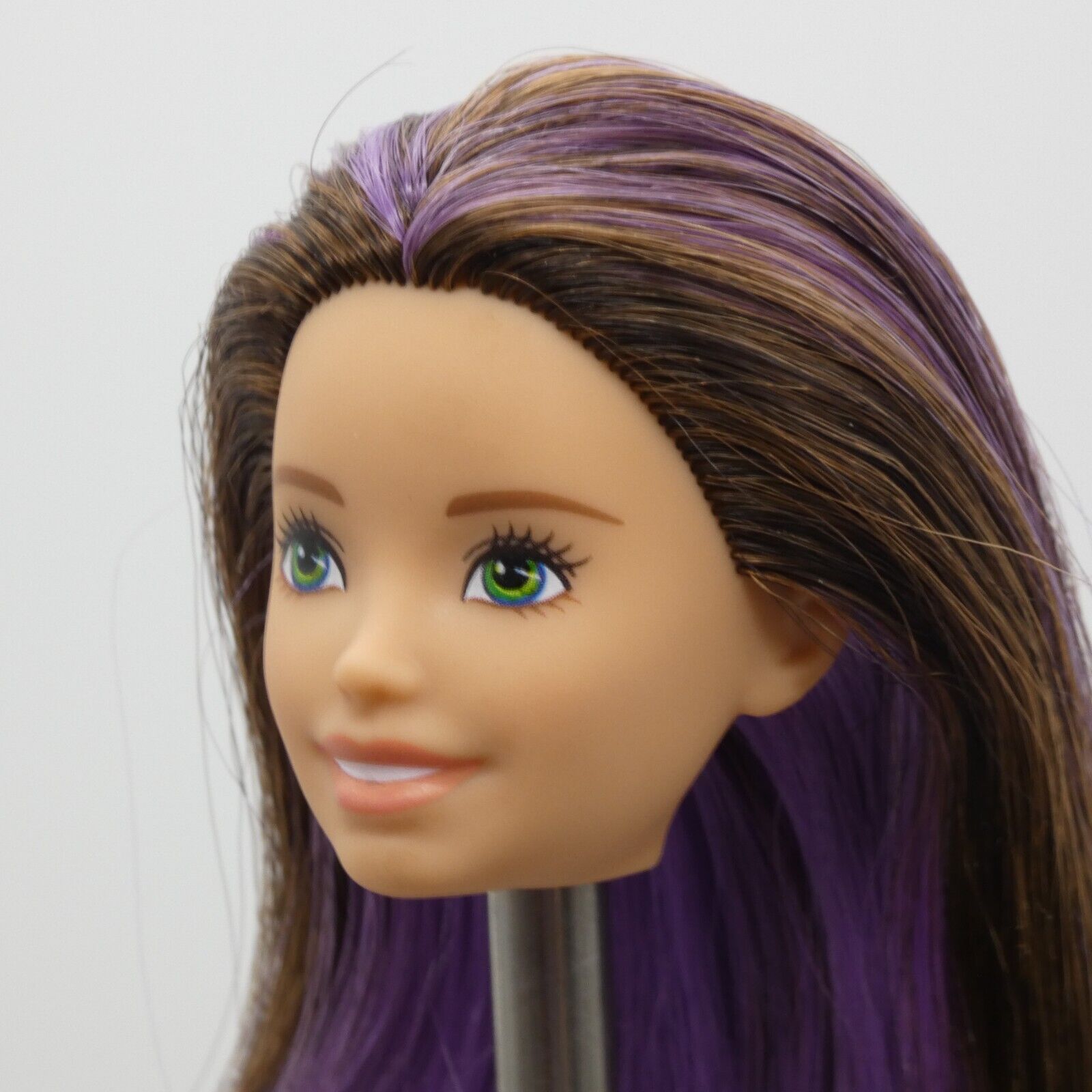 Barbie Skipper Babysitter Doll Head Brown Hair Green Eyes Light Skin GHV89 2020