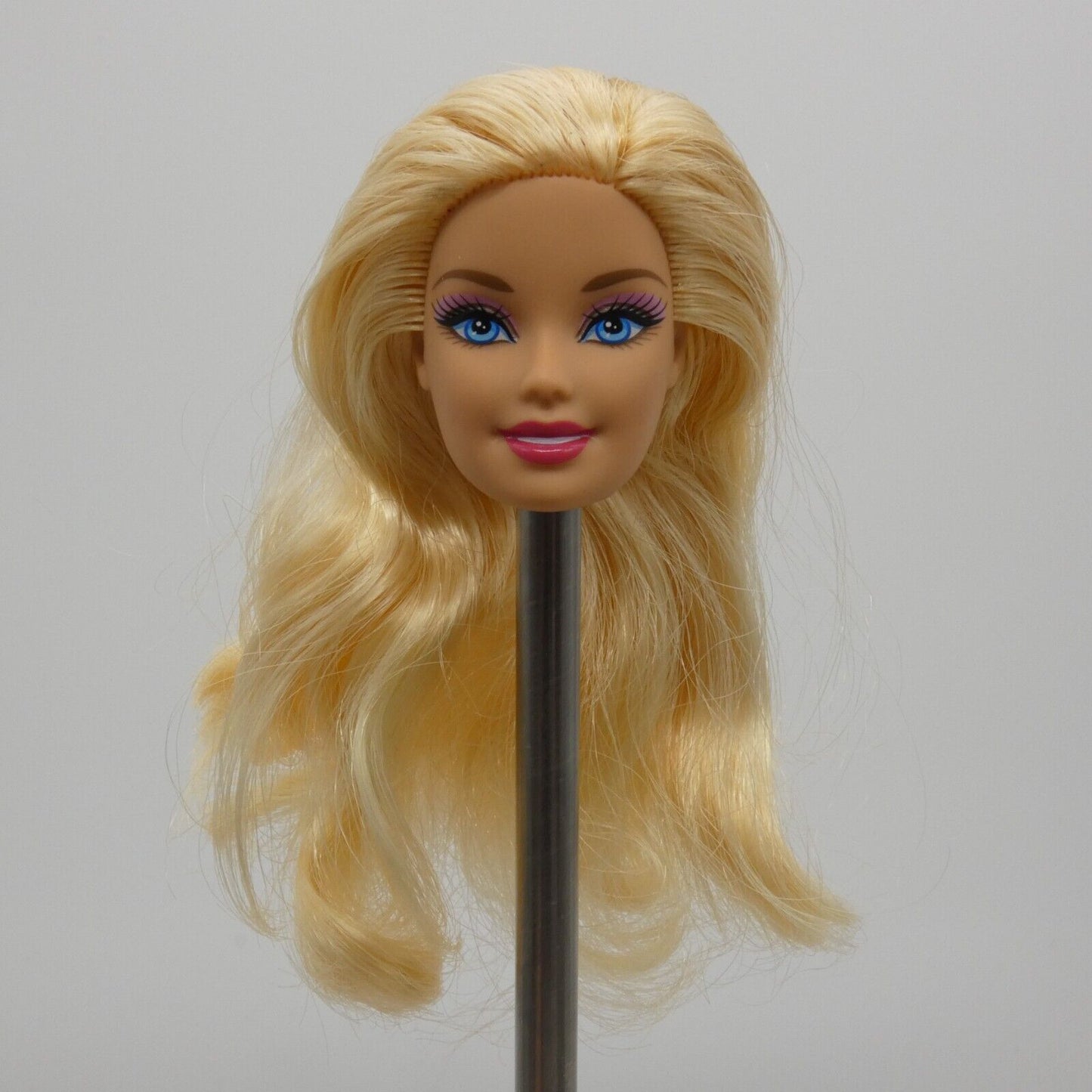 Barbie Fashionistas Doll Head Only Generation Girl CEO Face Blonde Light Skin