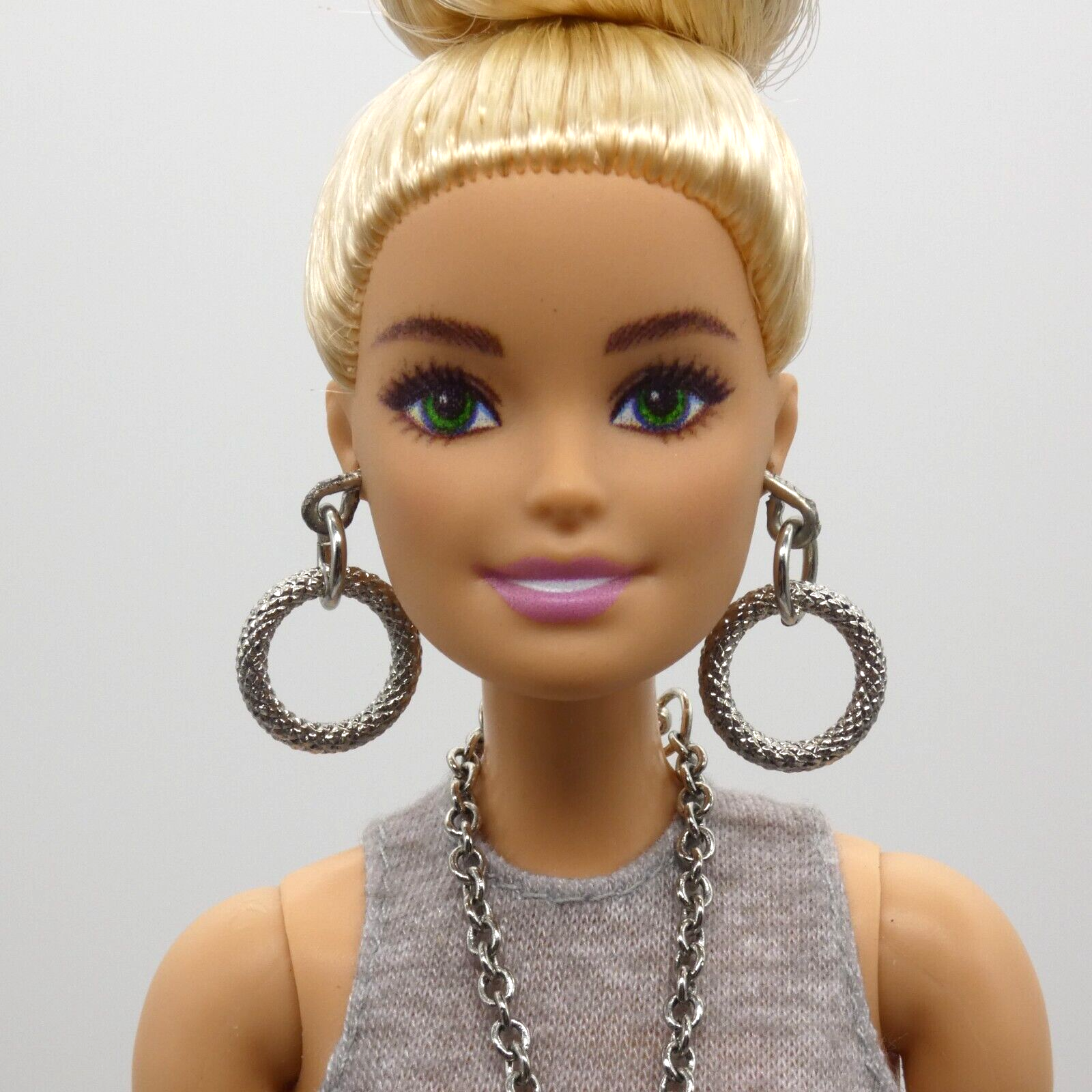 Barbie Doll Size Silver Chain Necklace And Hoop Earrings Ring Pendants