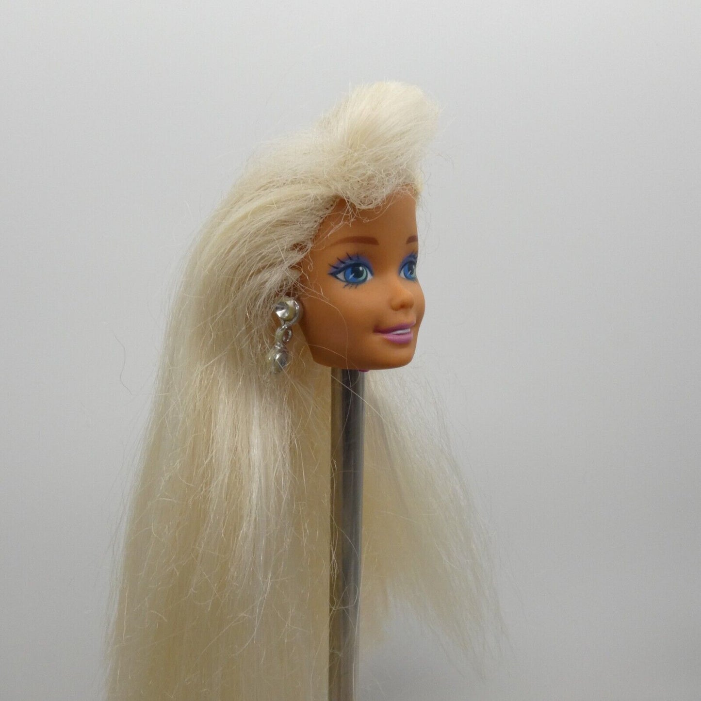 Barbie Sparkle Beach Doll Head Only Bangs Dangle Earrings 1996 Mattel 13132 B2