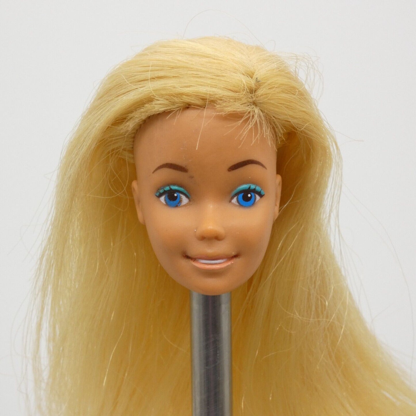 Barbie Malibu Doll Head Only SuperStar Tan Medium Light Skin Mattel TLC