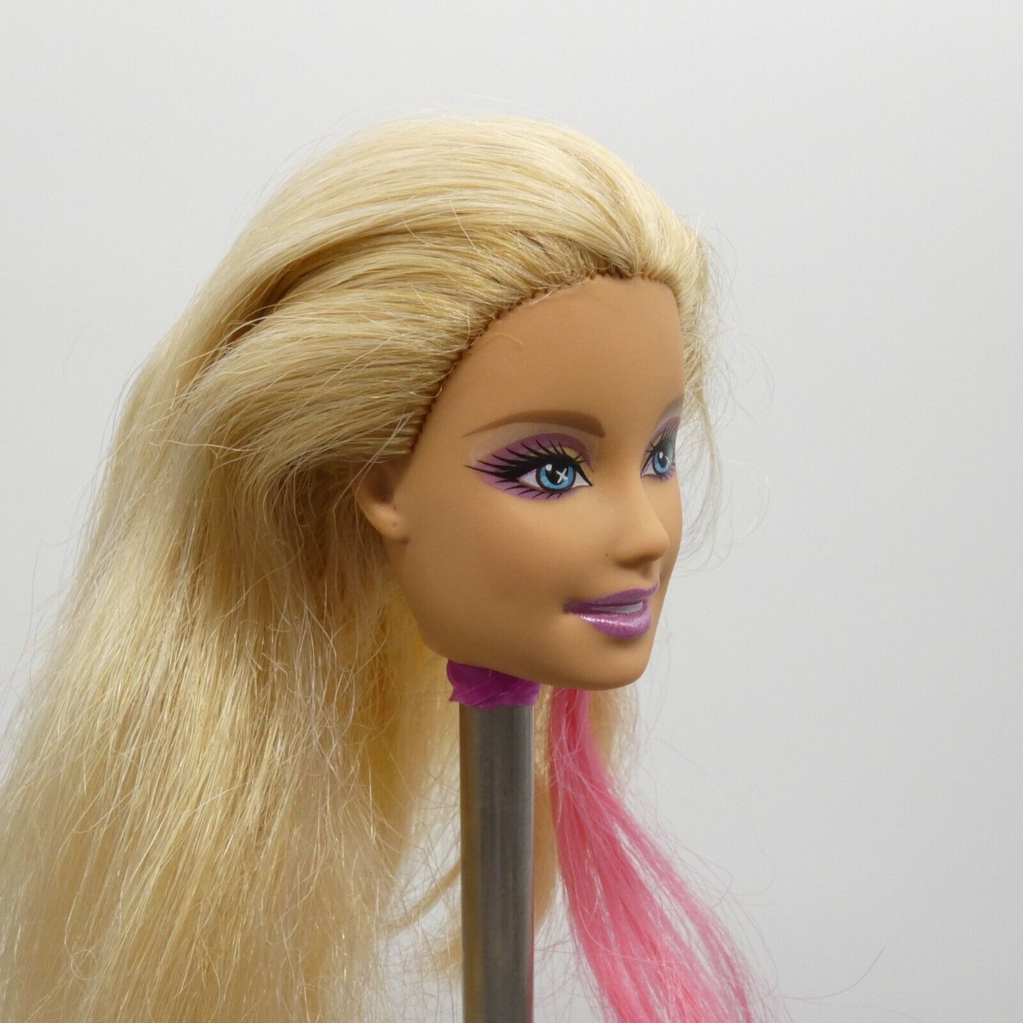 Barbie Doll Head Only Generation Girl CEO Face Blonde Pink Hair Extension Clip