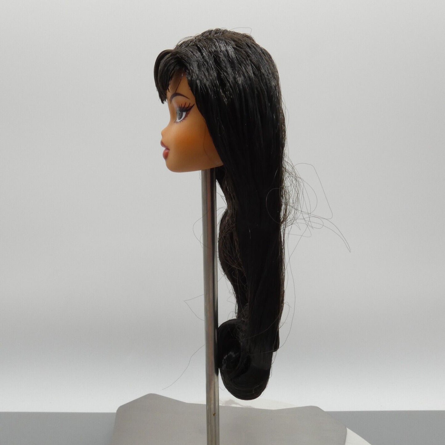 Bratz Doll Head Only Medium Light Tan Skin Kylie Jenner Day Long Hair 2023 O17C