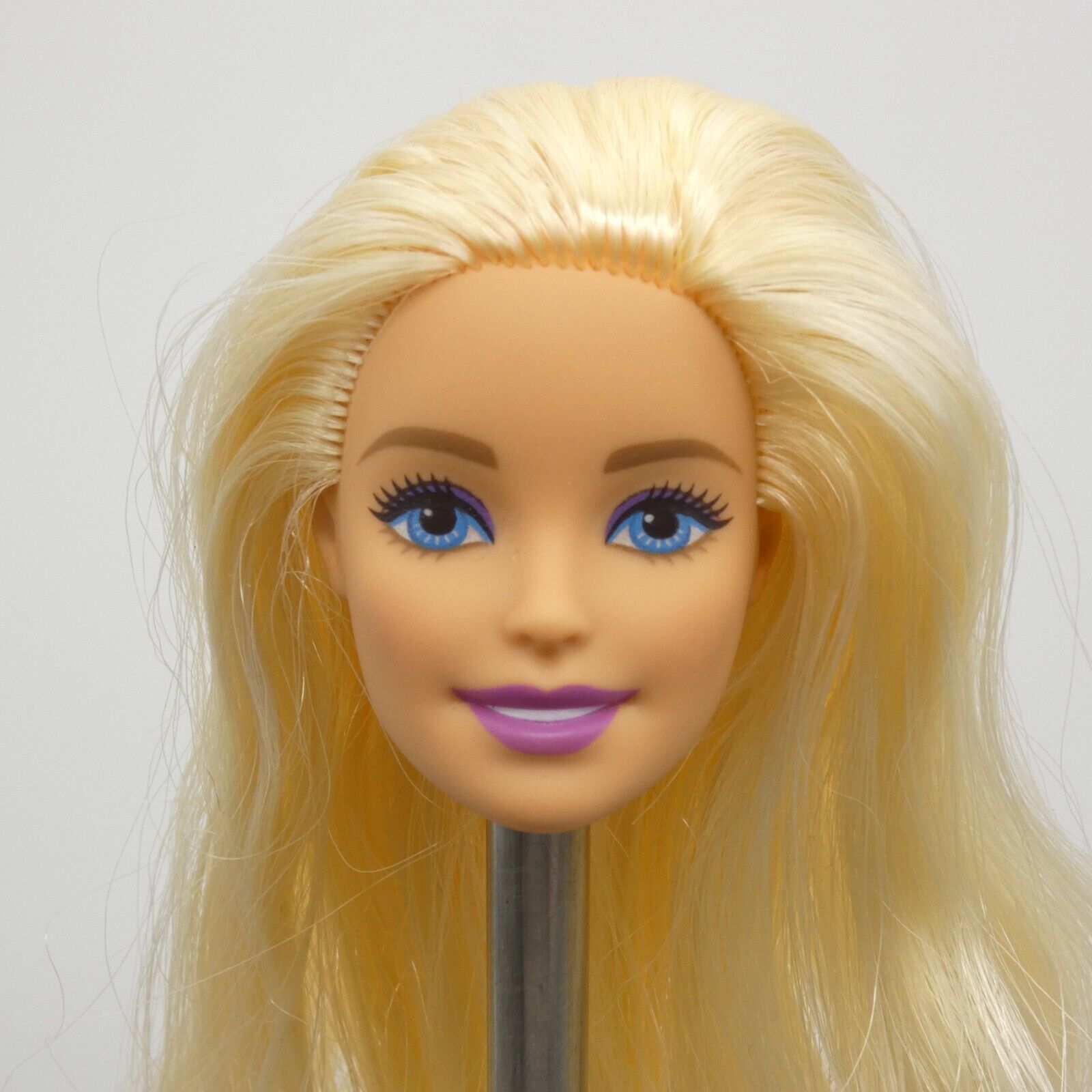 Barbie Doll Head Millie Face Purple Lipstick 2020 Supermarket Playset FRP01