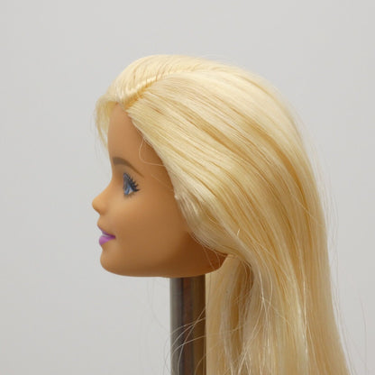 Barbie Supermarket Doll Head Millie Face Blonde Light Skin 2019 Mattel FRP01