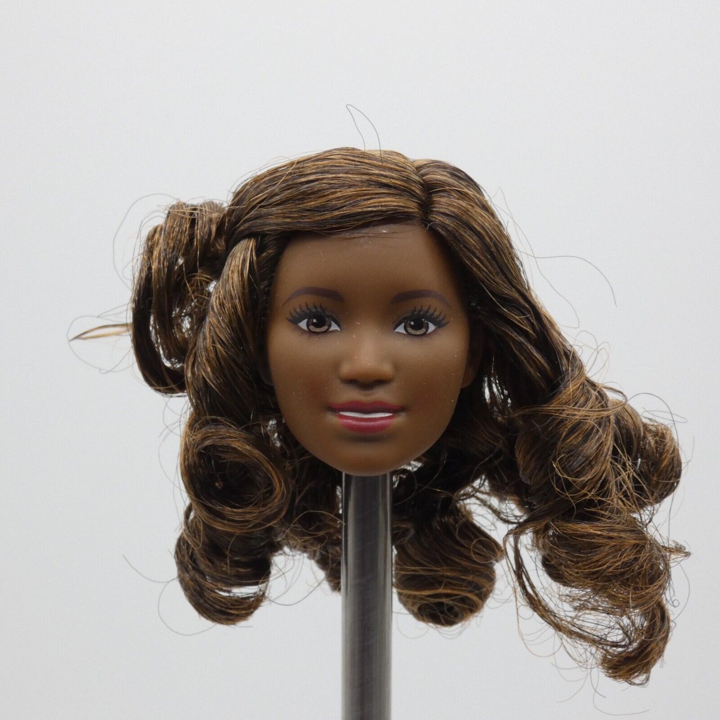 Barbie Fashionistas 39 Doll Head AA Crystal Face Curly Hair Dark Skin 2016 DTF02