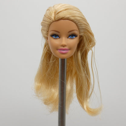 Barbie Happy Holidays Doll Head Generation Girl CEO Face Medium Light Skin 2011