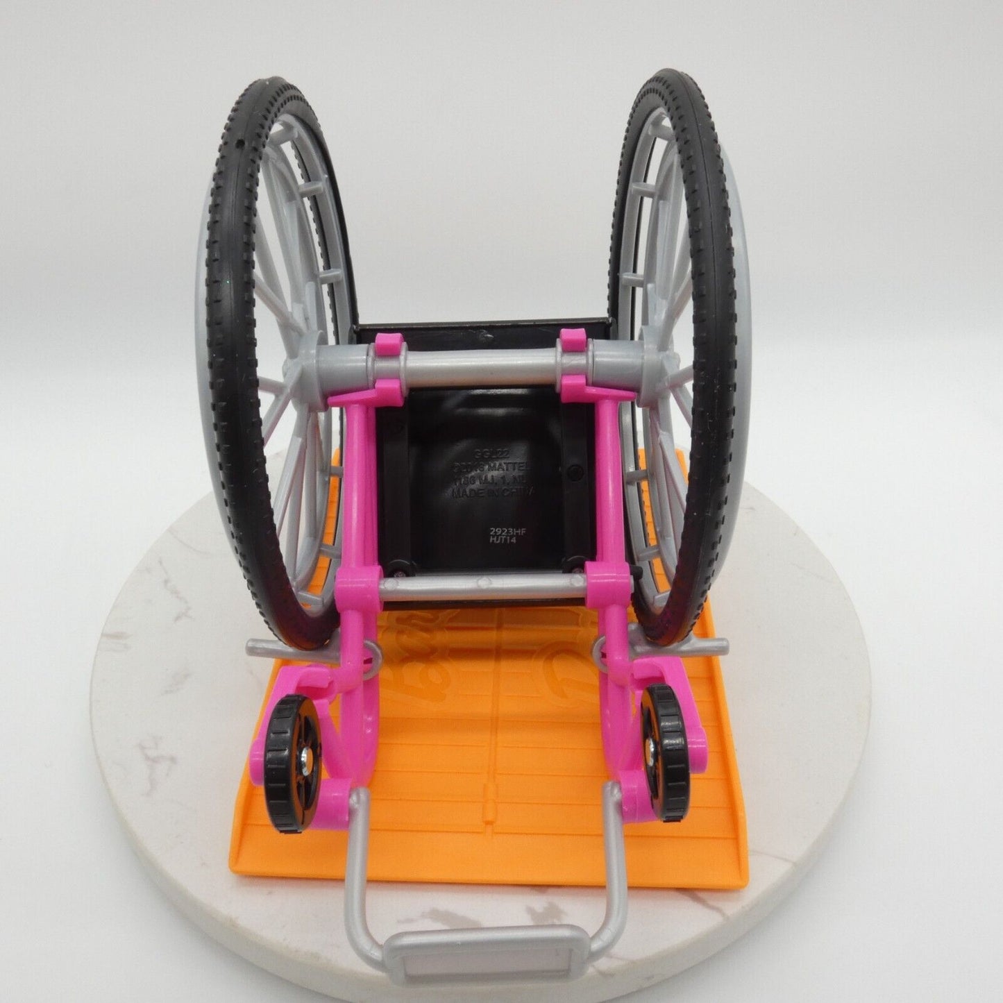 Barbie Doll Hot Pink Wheelchair With Orange Ramp Fashionistas 194 HJT14 Mattel