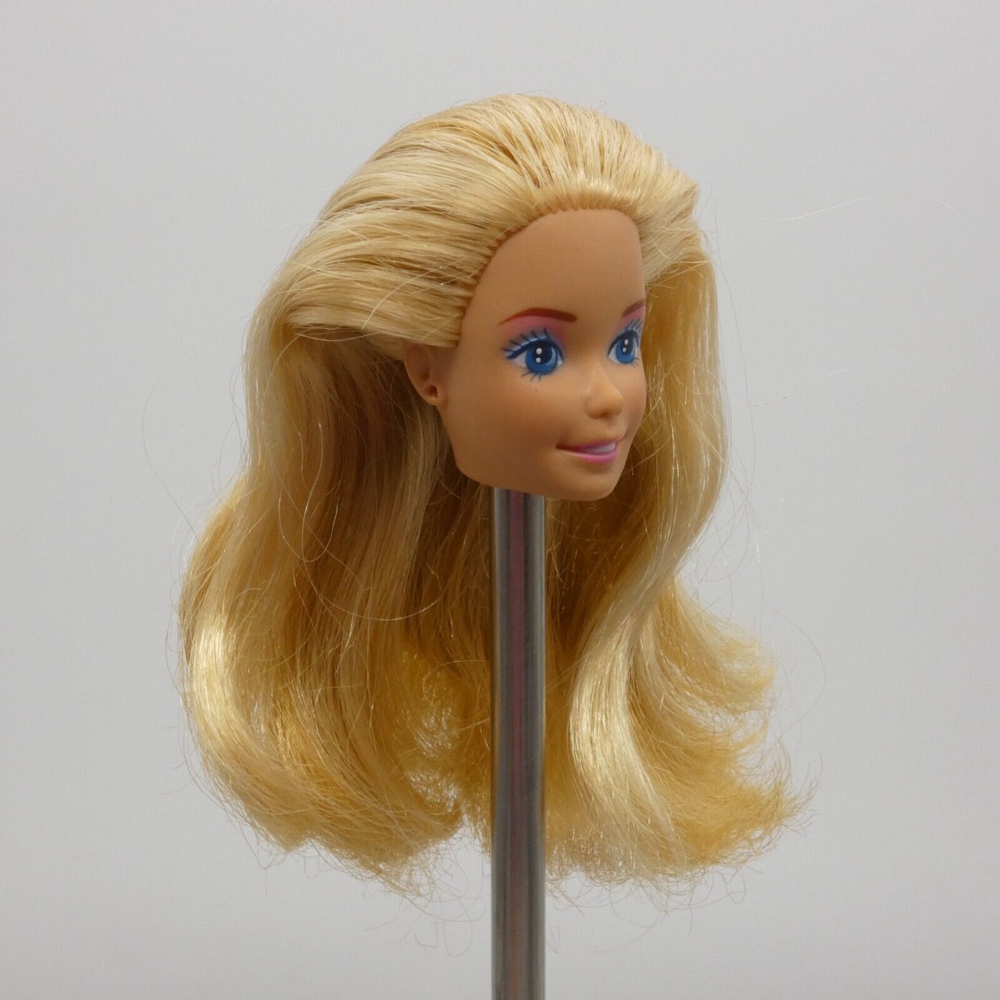 Barbie Animal Lovin Doll Head SuperStar Blonde Medium Light Skin 1989 Mattel