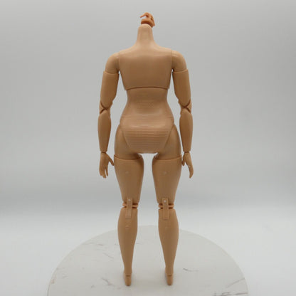 Barbie Curvy Made To Move Doll Body Looks 24 Medium Light Skin Neutra 2024 HRM16