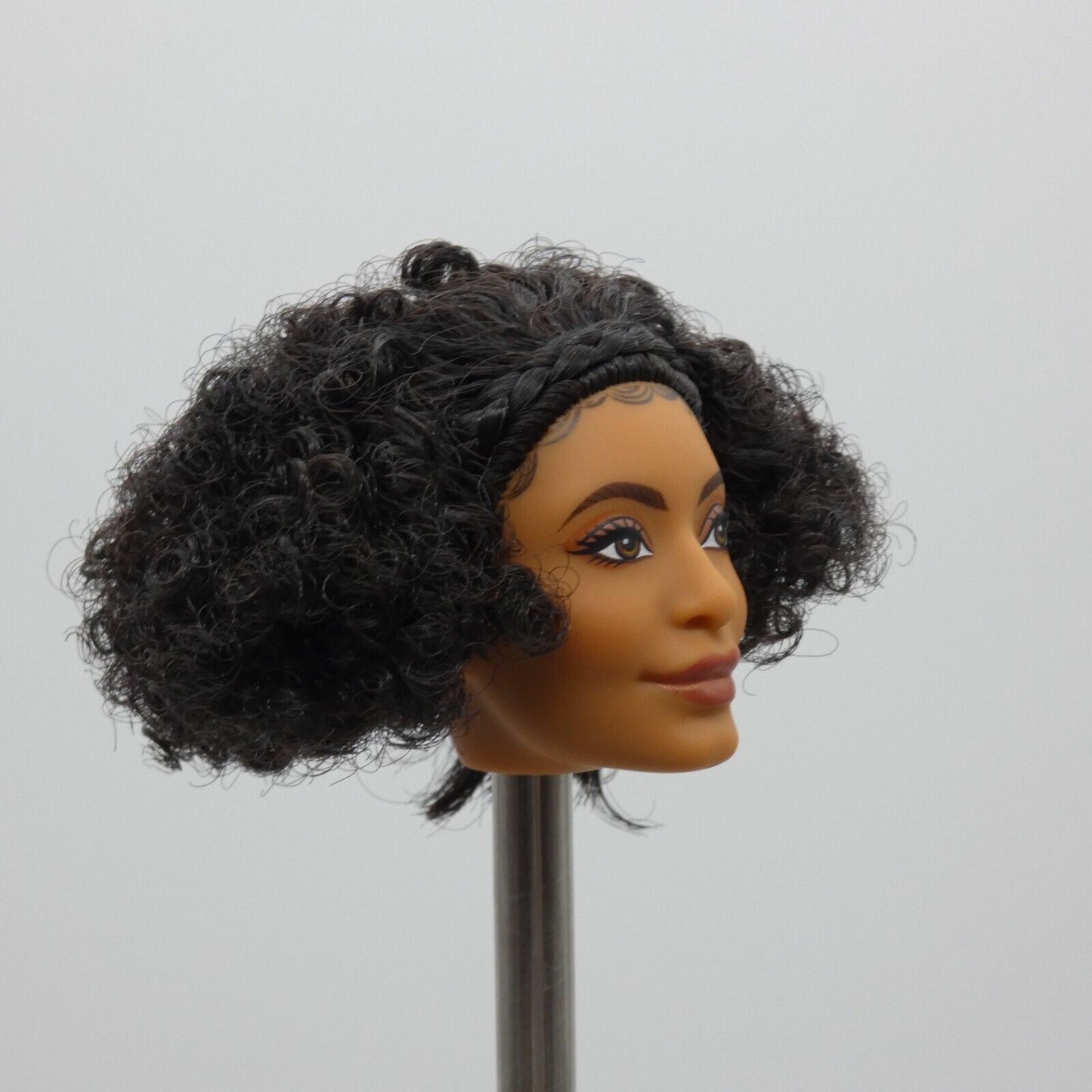 Yara Shahidi Tinkerbell Doll Head Curly Hair Medium Skin HNY37 Mattel 2023 MB