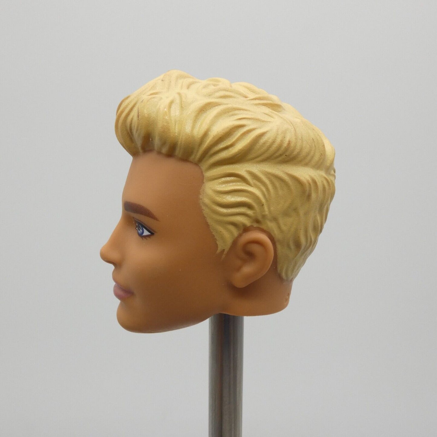 Barbie Ken Fashionistas 116 Doll Ryan Head Molded Blonde Hair 2019 Mattel FXL63