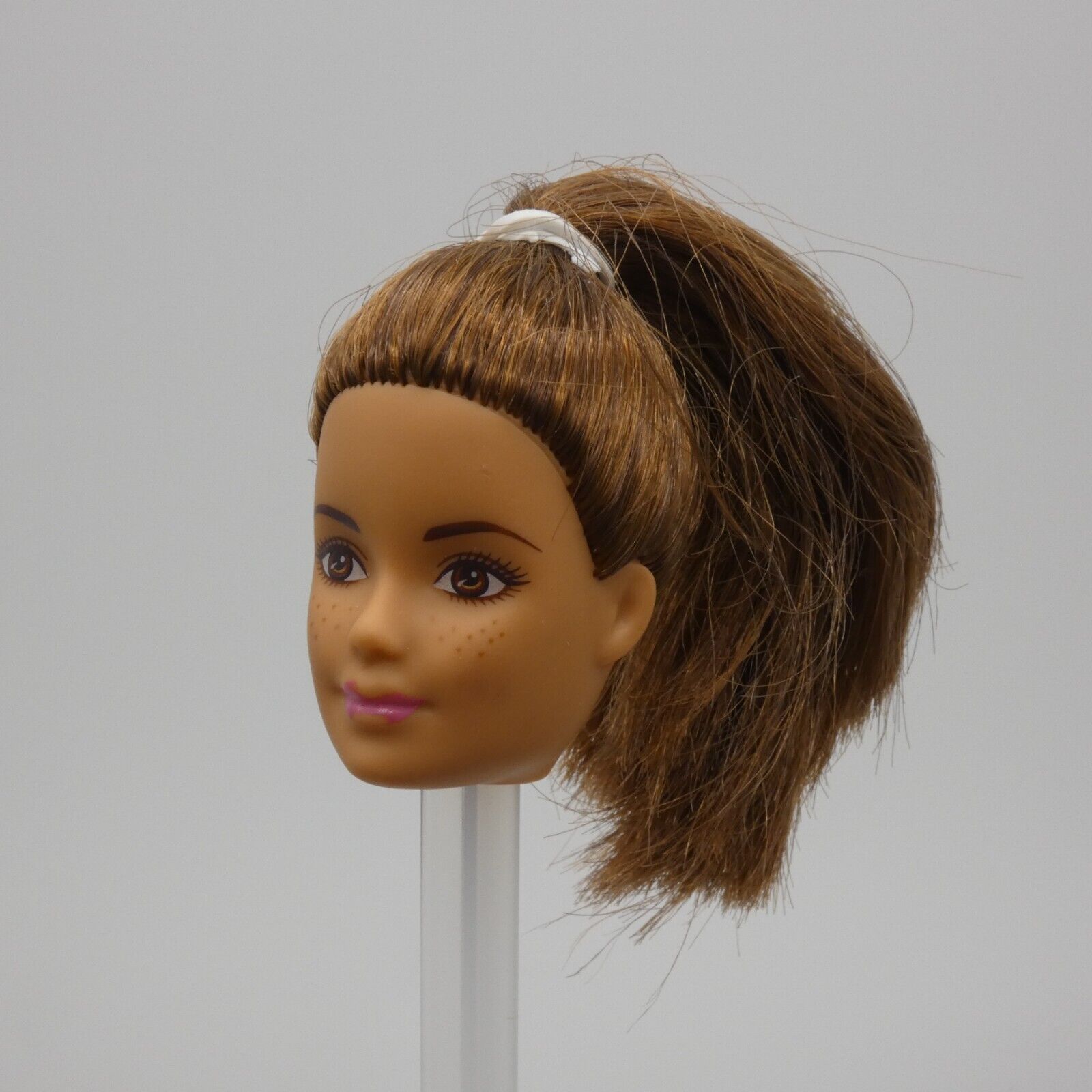 Barbie Tennis Coach Doll Head Only Fashionistas Face Brown Hair Freckles 2017