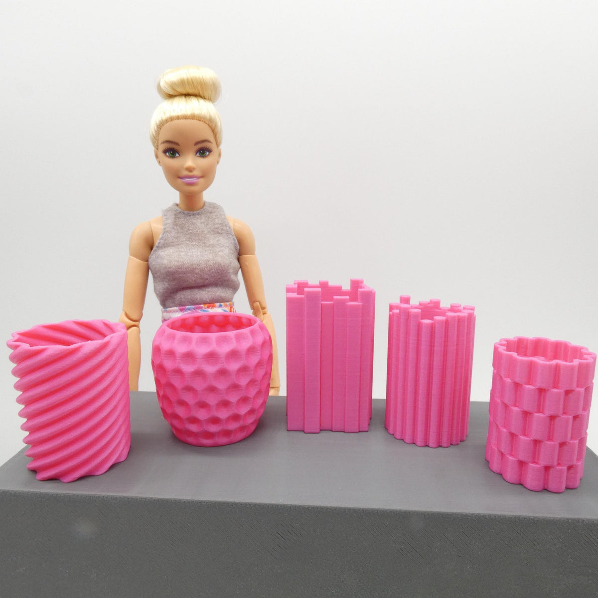 1/6 Scale Doll Furniture Set of 5 Modern Vases Indoor Planters Choose Your Color Barbie Ken Integrity Toys FR Bratz 1:6 Diorama