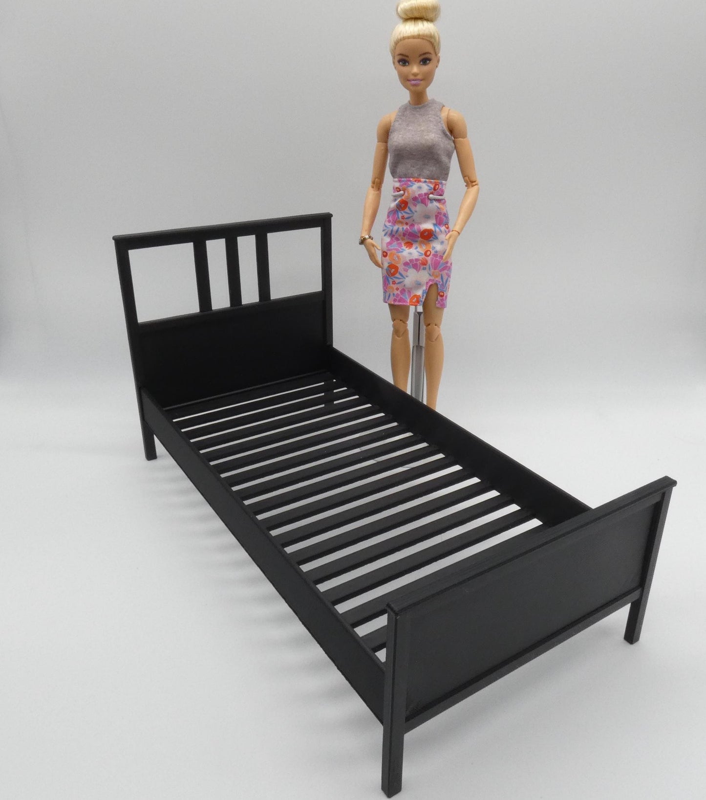 1/6 Scale Doll Furniture Bed Frame Black Single Twin Ikea Hemnes Style 3 Piece Barbie Integrity Toys FR Bratz 1:6 Diorama