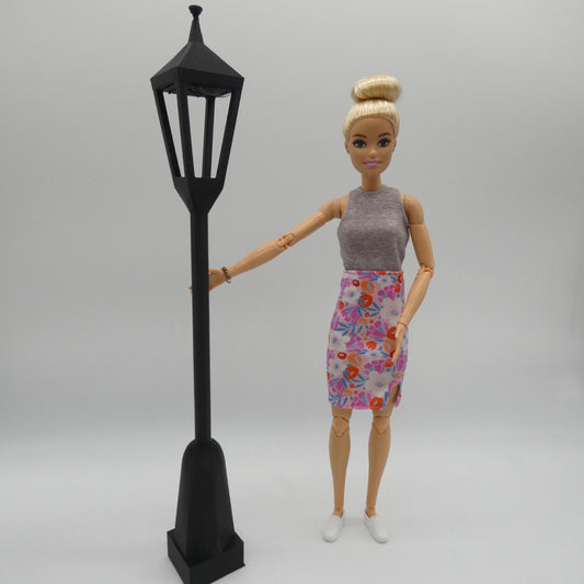 1/6 Scale Doll Furniture Decor Extra Tall Street Light Outdoor Lamppost Choose Your Color Barbie Ken Integrity Toys FR Bratz 1:6 Diorama