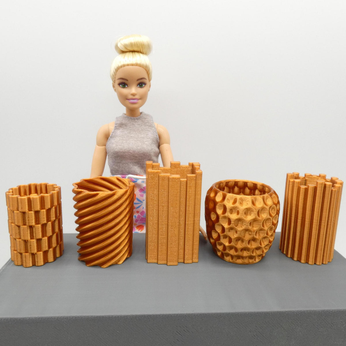1/6 Scale Doll Furniture Set of 5 Modern Vases Indoor Planters Choose Your Color Barbie Ken Integrity Toys FR Bratz 1:6 Diorama