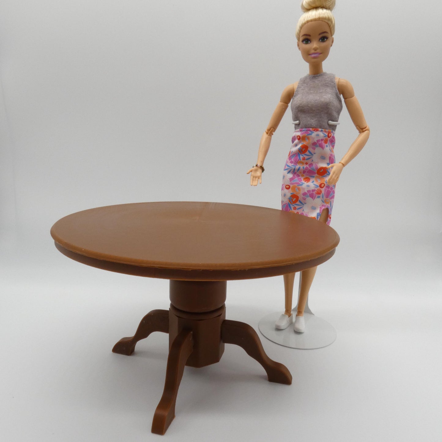 1/6 Scale Doll Furniture Round Dining Table Brown Wood Tone OR Choose Your Own Color 1:6 Barbie Integrity FR Bratz Diorama