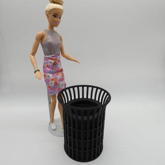 1/6 Scale Doll Furniture Decor Public Park Size Trash Can Wastebasket Receptacle Choose You Color Barbie Integrity Toys FR Bratz 1:6 Diorama