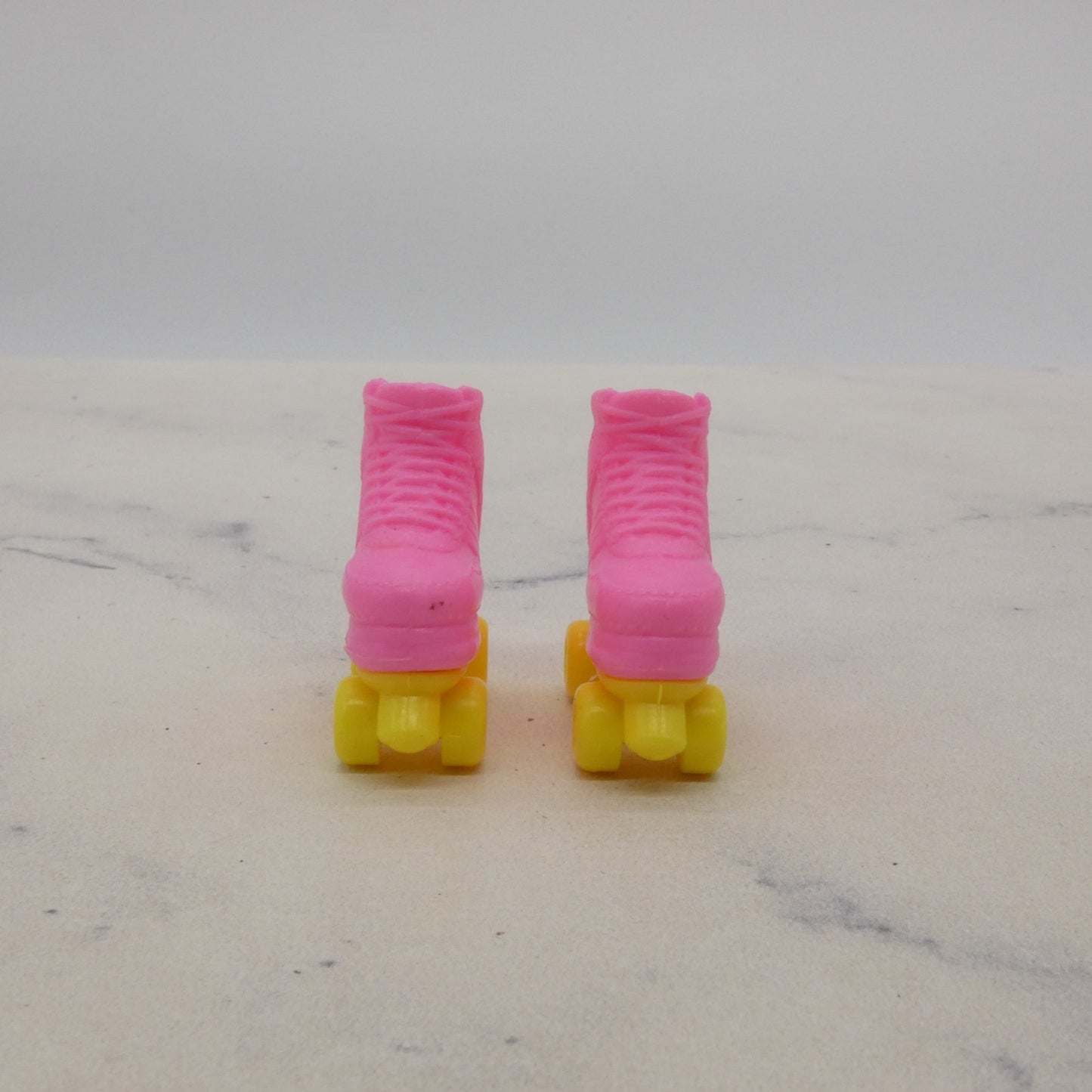 Barbie Roller Skates Doll Fit Curvy Or Flat Feet MTM 2018 Fashionistas 095 FJF55