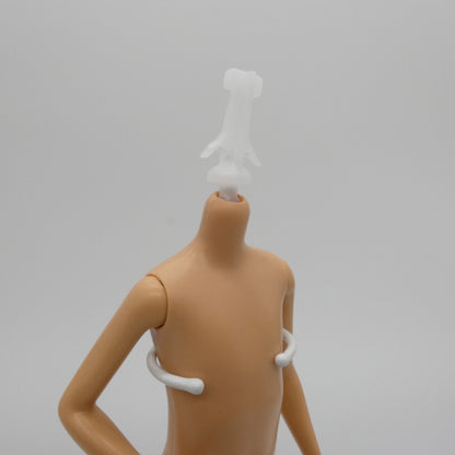 Barbie It Takes Two Stacie Doll Body Bent Right Arm 2022 Mattel HDF70