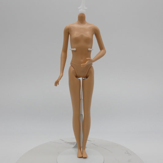 Barbie Skipper Babysitters Inc Doll Body 10 Inch Flat Feet 2022 Mattel GXT34