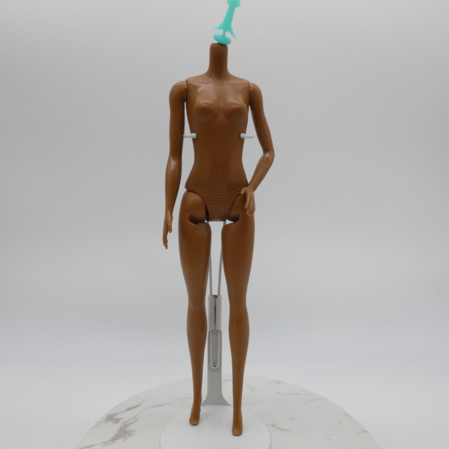 Barbie Fashionistas 185 Doll Body Only Heel Feet AA Dark Skin 2022 Mattel HBV17