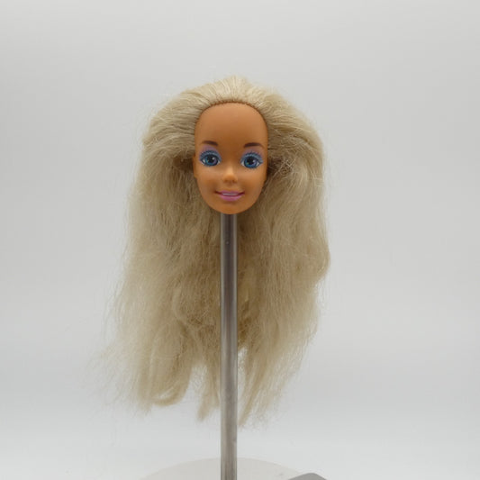 Barbie Doll Head Superstar Face Blonde Wavy Straight Hair Medium Light Skin 90s