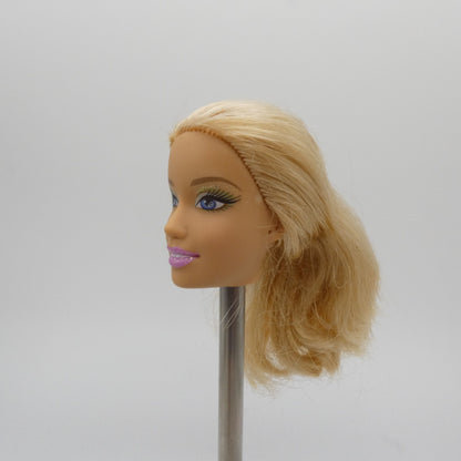 Barbie Beach Glam Doll Head Fashion Fever Glitter Eye Shadow 2007 Mattel K8383