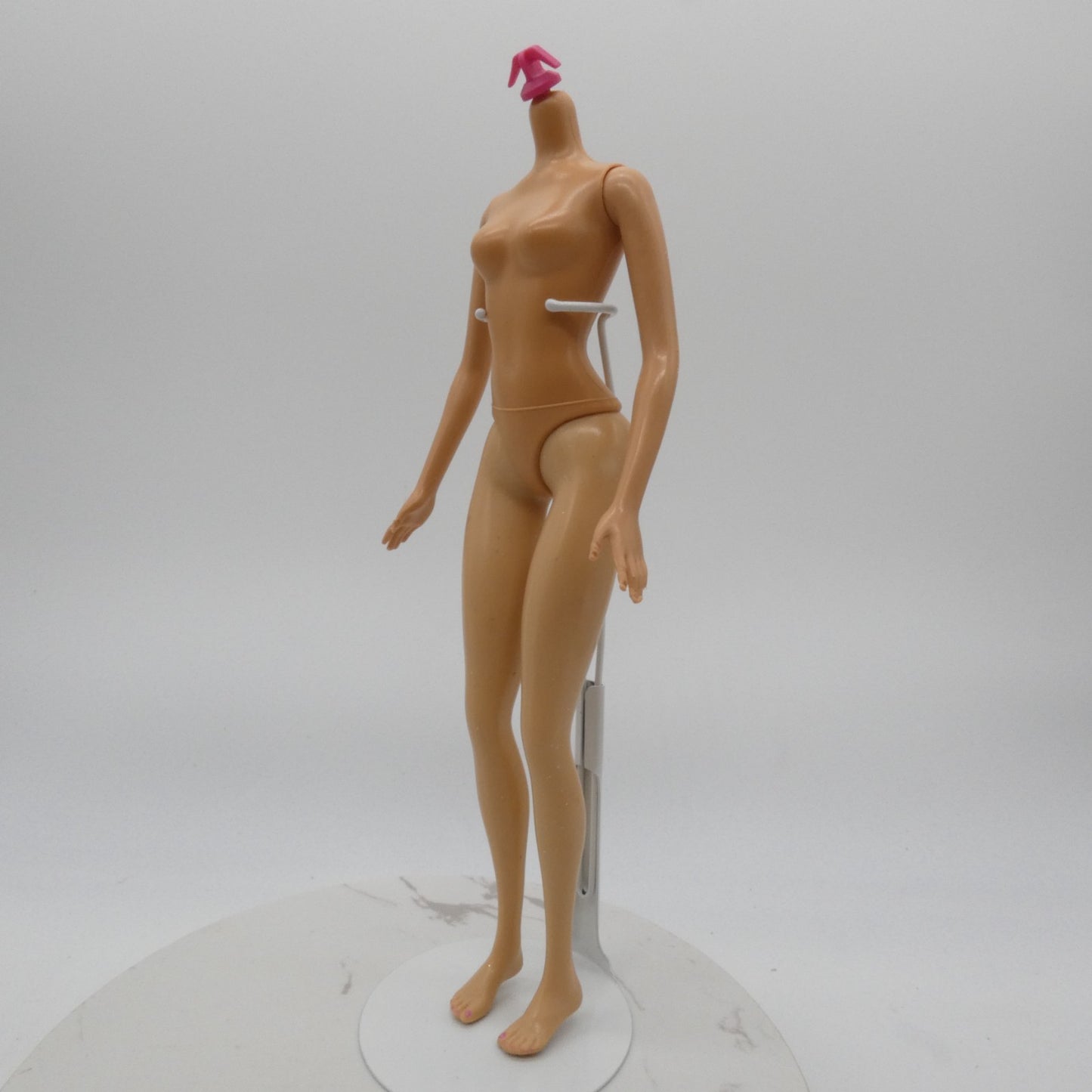 Barbie Beach Glam Doll Fashion Fever Body Flat Beach Feet 2007 Mattel K8383