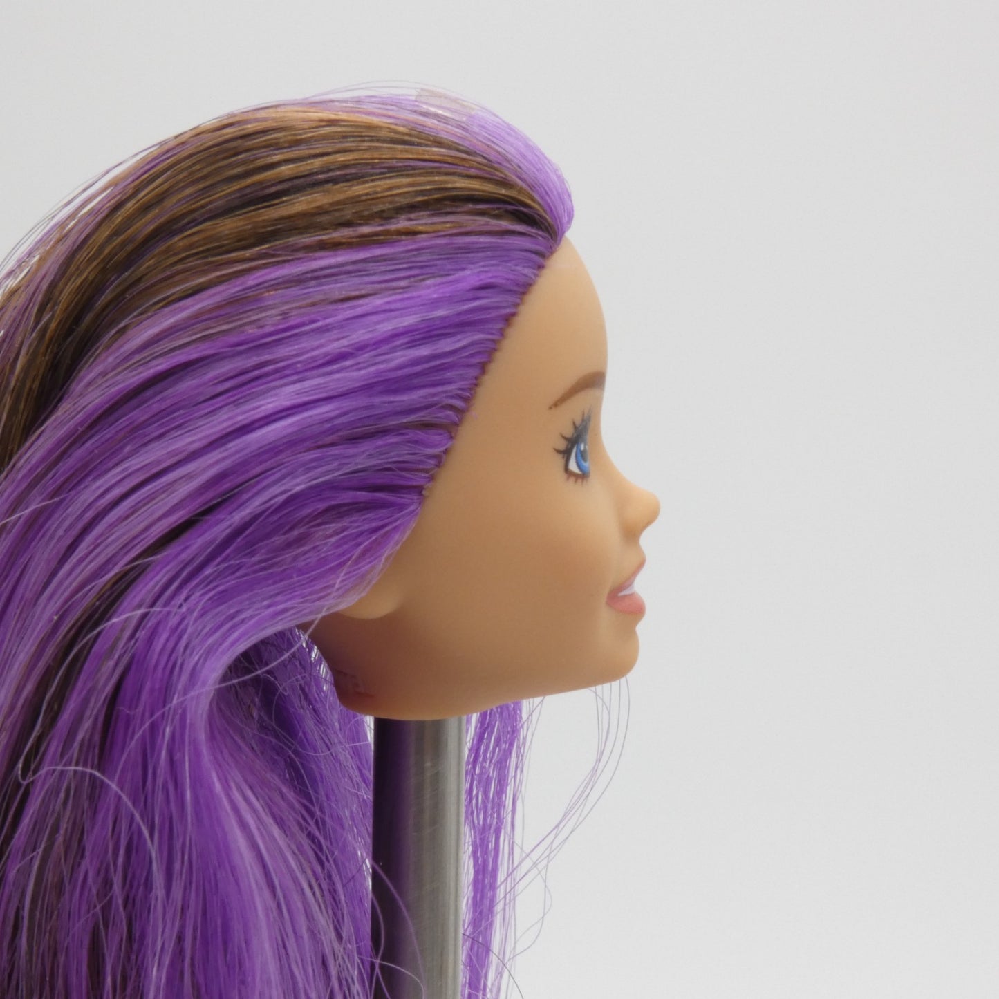 Barbie Skipper Doll Head Brown Purple Hair 2022 Mattel Babysitters Inc GXT34