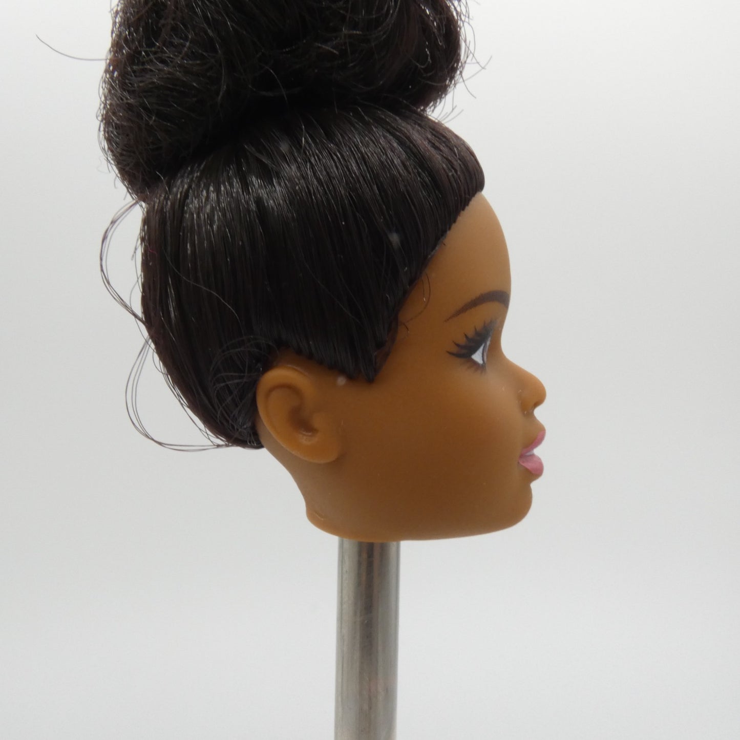 Barbie Doll Head Asha Face AA Medium Dark Skin Curly Hair 2020 Mattel GJL61
