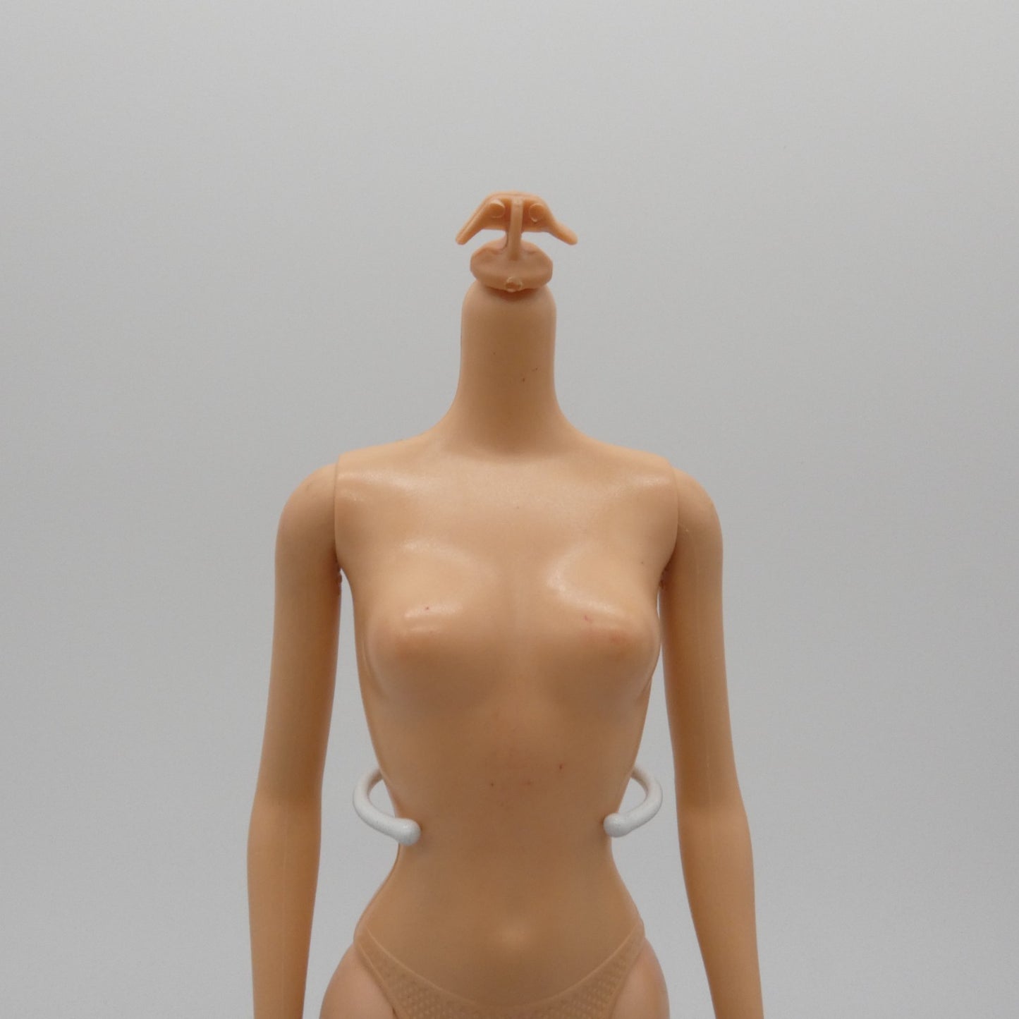 Barbie Doll Fashion Fever Era Body Only Princess Pose Flared Hands Mattel 2000s