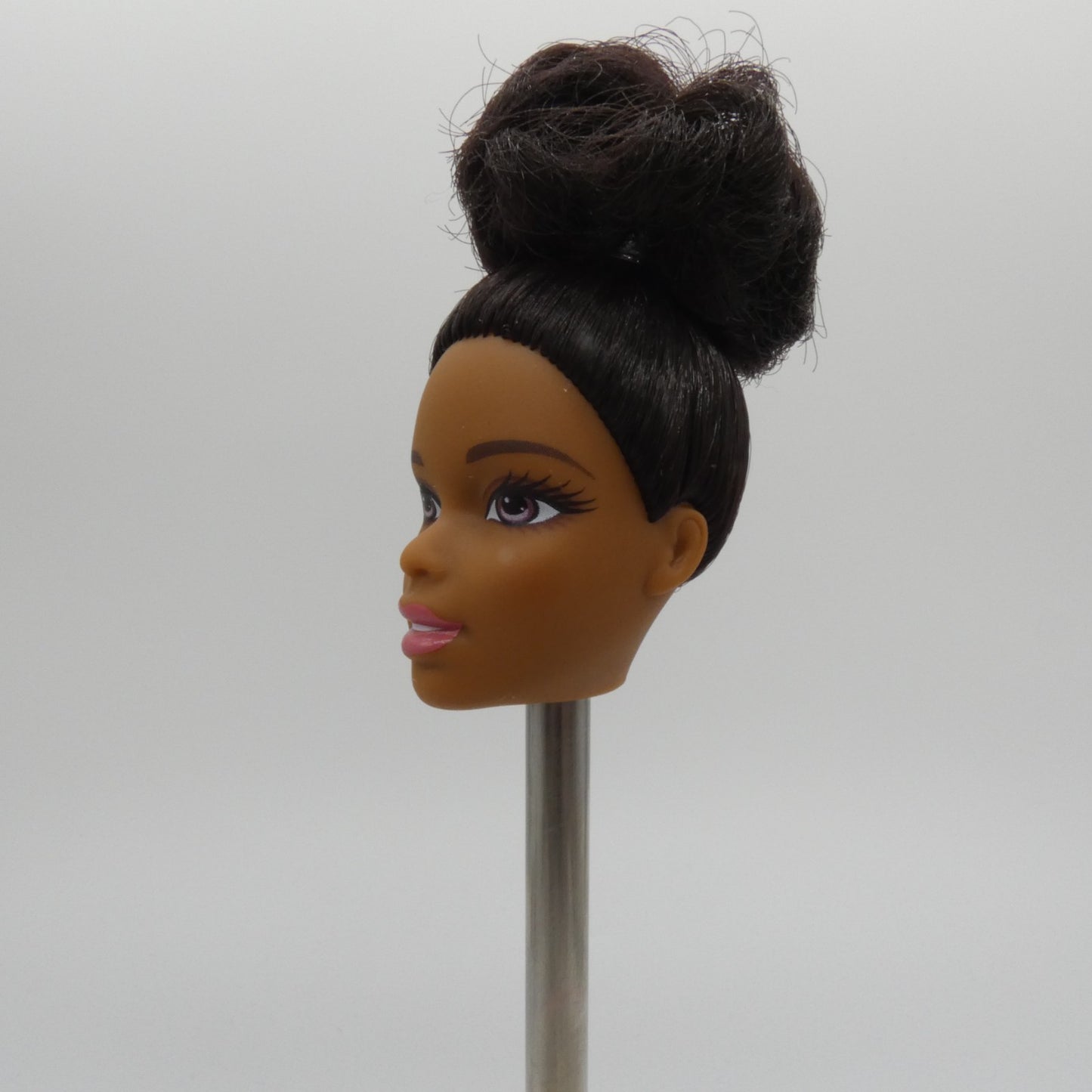 Barbie Doll Head Asha Face AA Medium Dark Skin Curly Hair 2020 Mattel GJL61