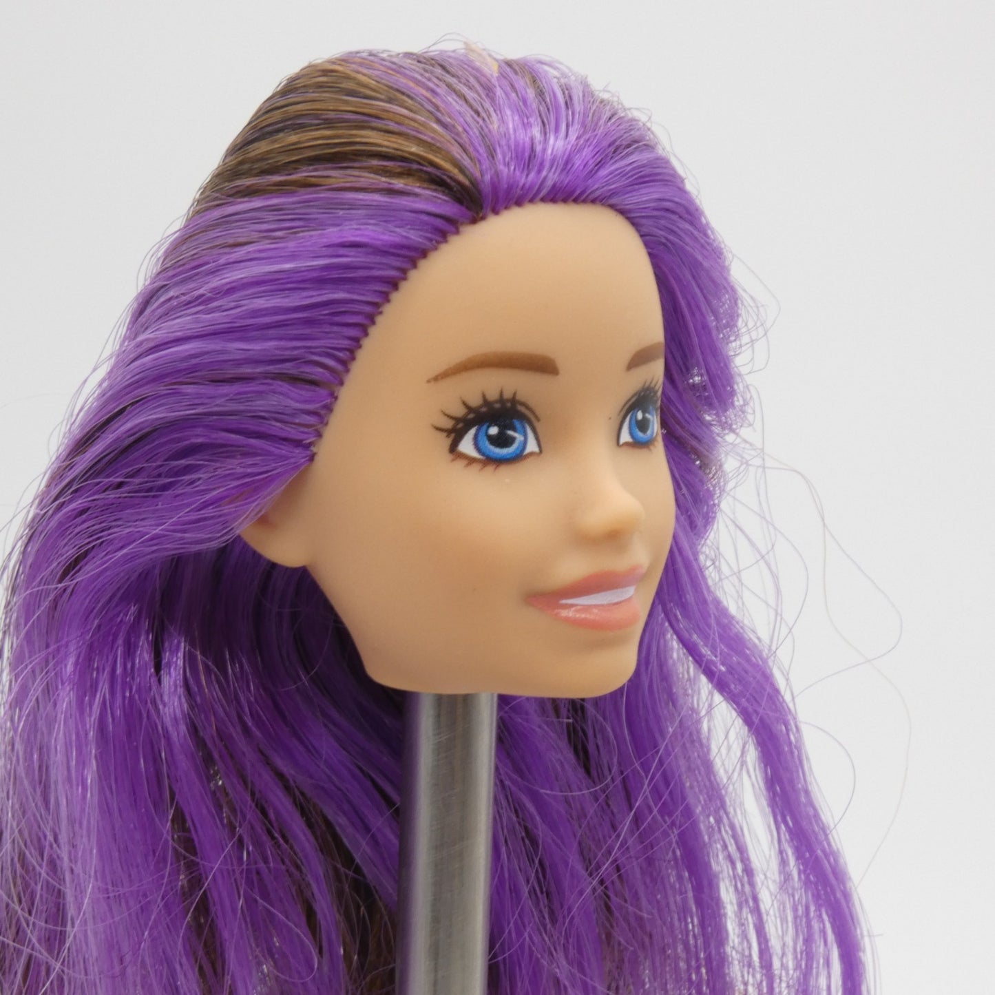 Barbie Skipper Doll Head Brown Purple Hair 2022 Mattel Babysitters Inc GXT34