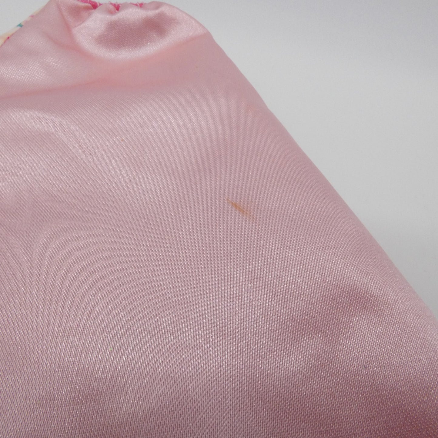 Barbie Dreamtopia Sweetville Kingdom Princess Tea Party Doll Skirt Pink Candy