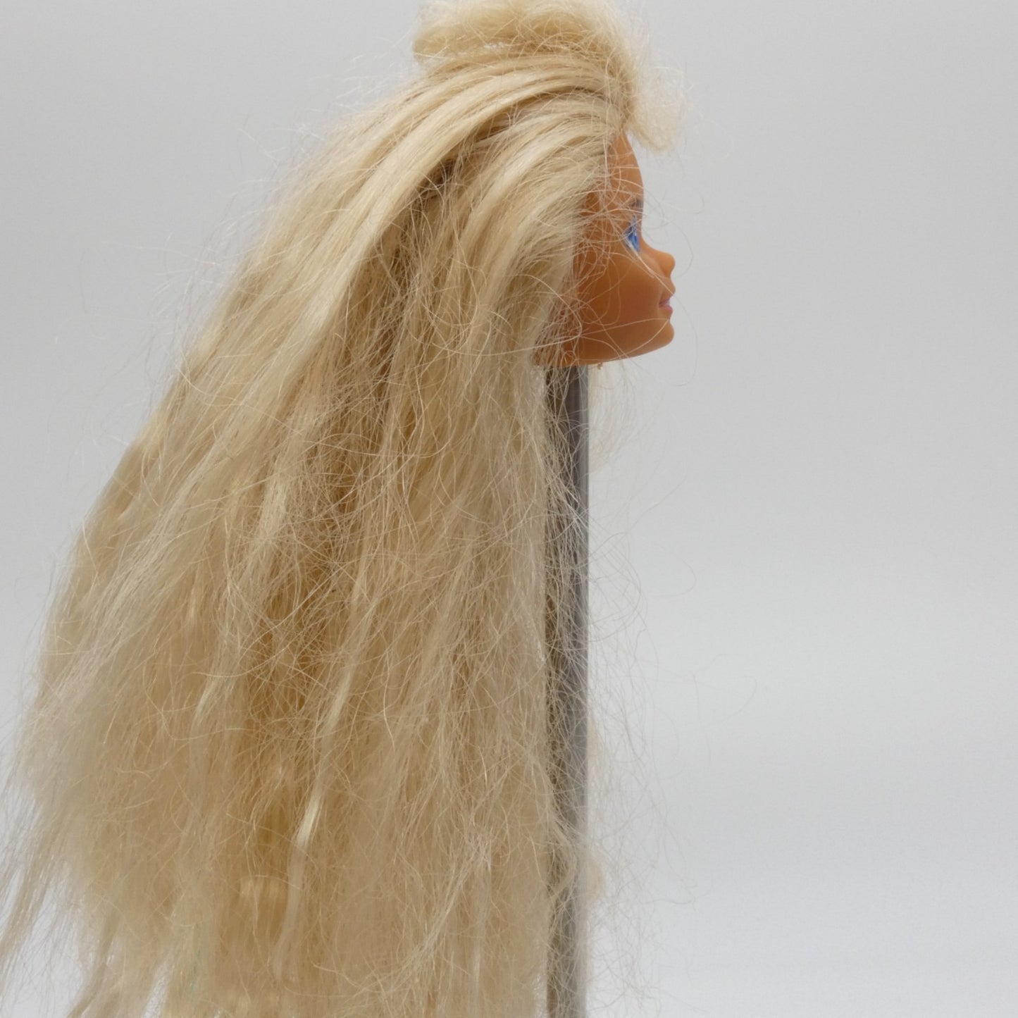 Barbie Doll Head Superstar Face Bangs Long Blonde Crimped Hair 90s Mattel