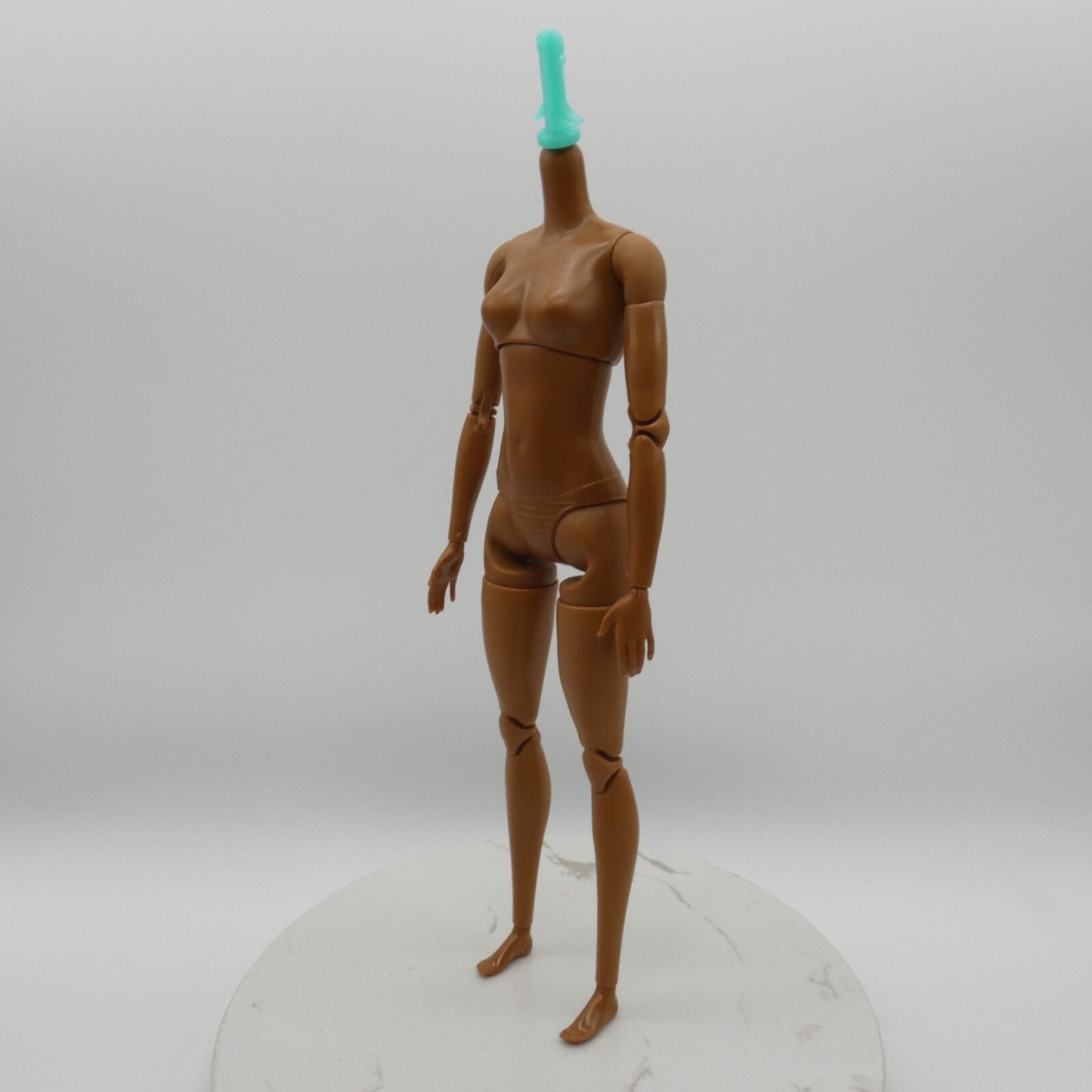 Barbie Made To Move Basketball Player Doll Body Medium Dark Skin Afra HKT74 M22