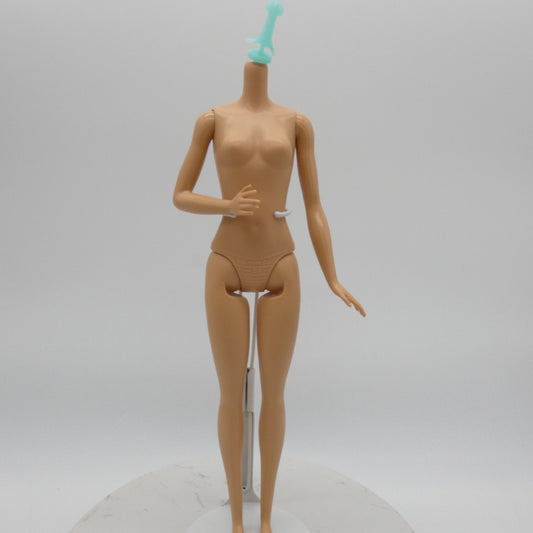 Barbie Doll Fashionistas Body Bent Right Arm Flat Feet Travel Malibu 2022 HJY18