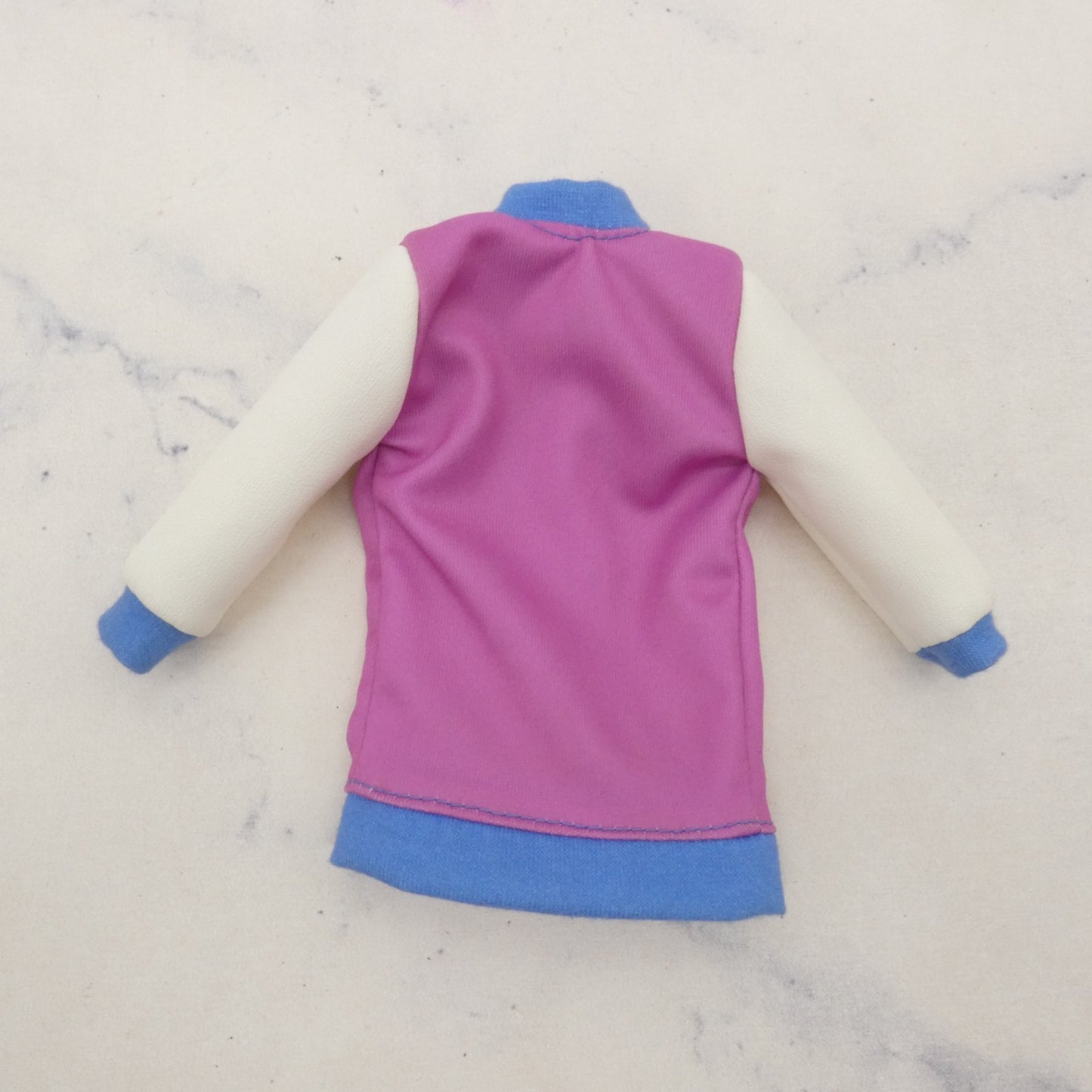 Barbie Fashionistas 095 Doll Fits Curvy Letterman Jacket Long Sleeve 2018 FJF55