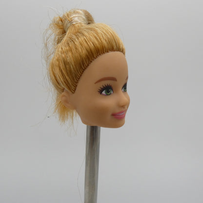 Barbie It Takes Two Stacie Doll Head Green Eyes Strawberry Blonde 2022 HDF70