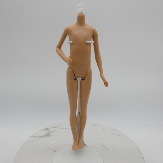 Barbie It Takes Two Stacie Doll Body Bent Right Arm 2022 Mattel HDF70