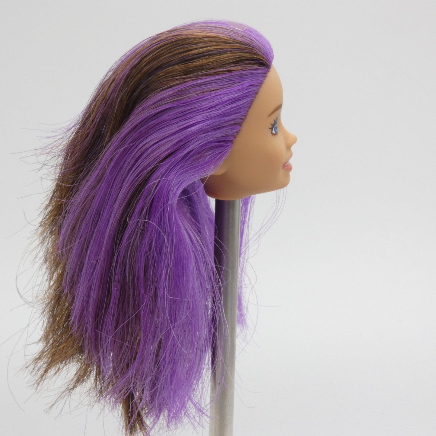 Barbie Skipper Doll Head Brown Purple Hair 2022 Mattel Babysitters Inc GXT34