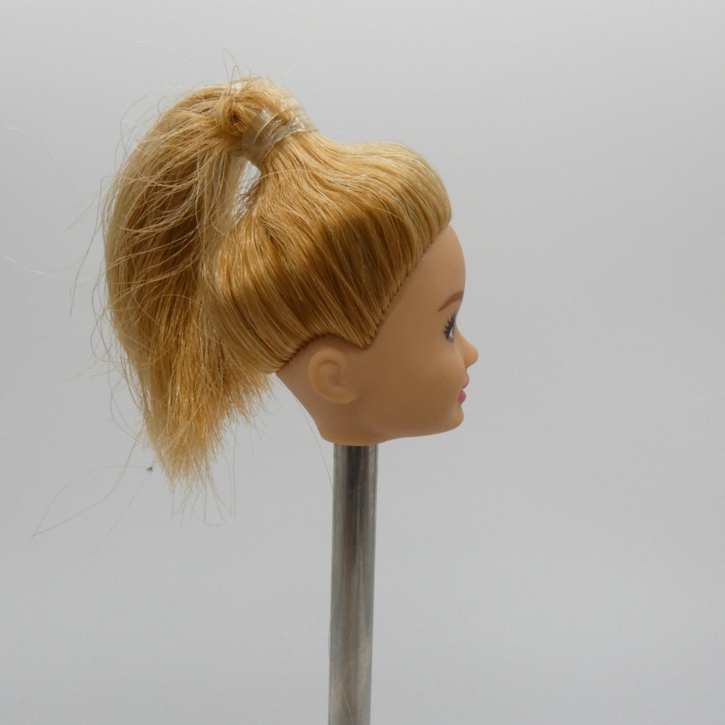 Barbie It Takes Two Stacie Doll Head Green Eyes Strawberry Blonde 2022 HDF70