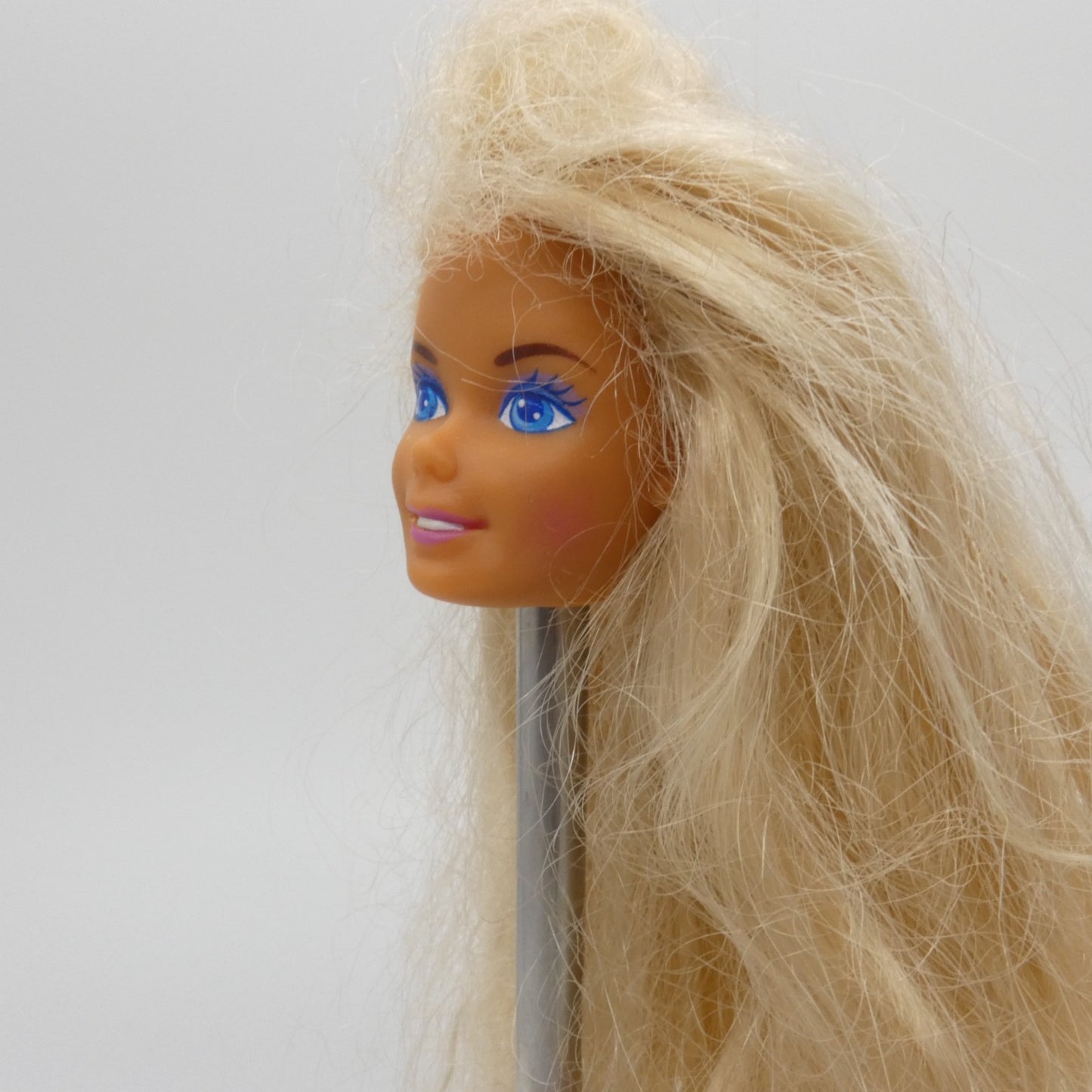 Barbie Doll Head Superstar Face Bangs Long Blonde Crimped Hair 90s Mattel