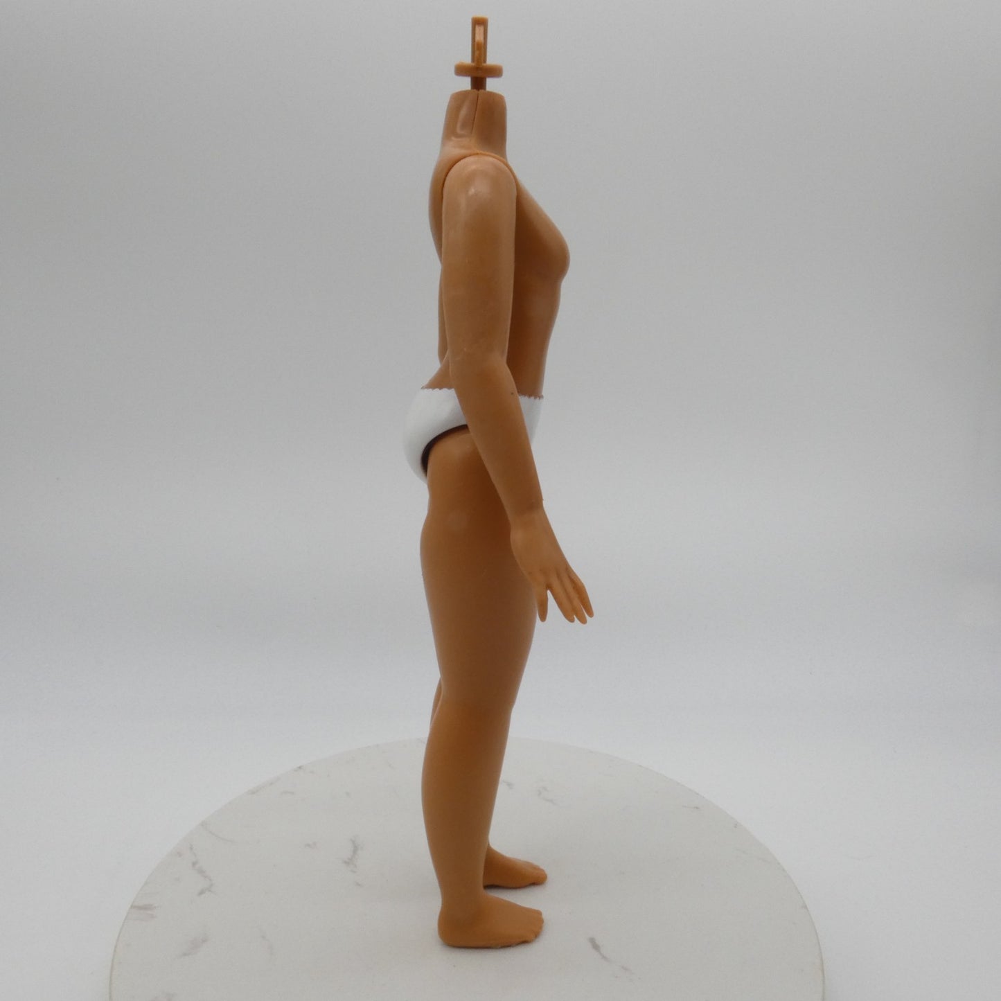 Disney Encanto Mirabel Madrigal Doll Body Latina Brown Skin Curvy Jakks Pacific