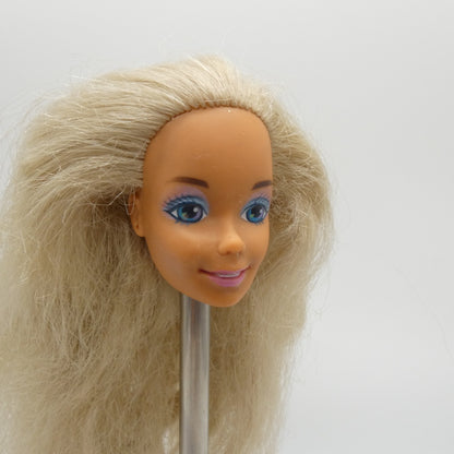 Barbie Doll Head Superstar Face Blonde Wavy Straight Hair Medium Light Skin 90s