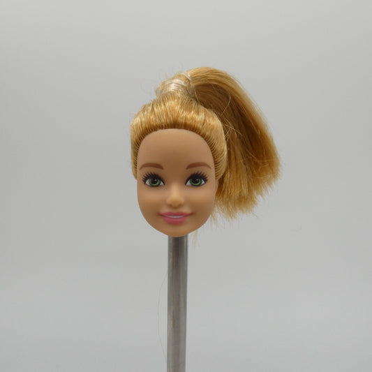 Barbie It Takes Two Stacie Doll Head Green Eyes Strawberry Blonde 2022 HDF70