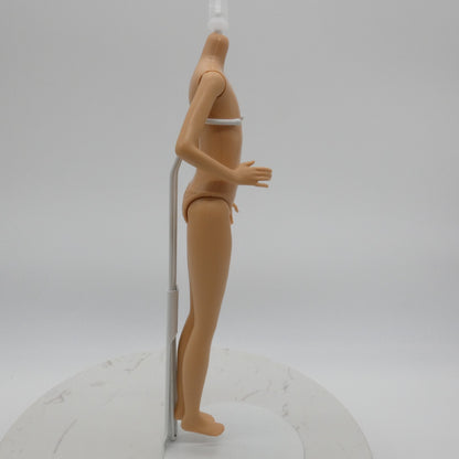 Barbie It Takes Two Stacie Doll Body Bent Right Arm 2022 Mattel HDF70